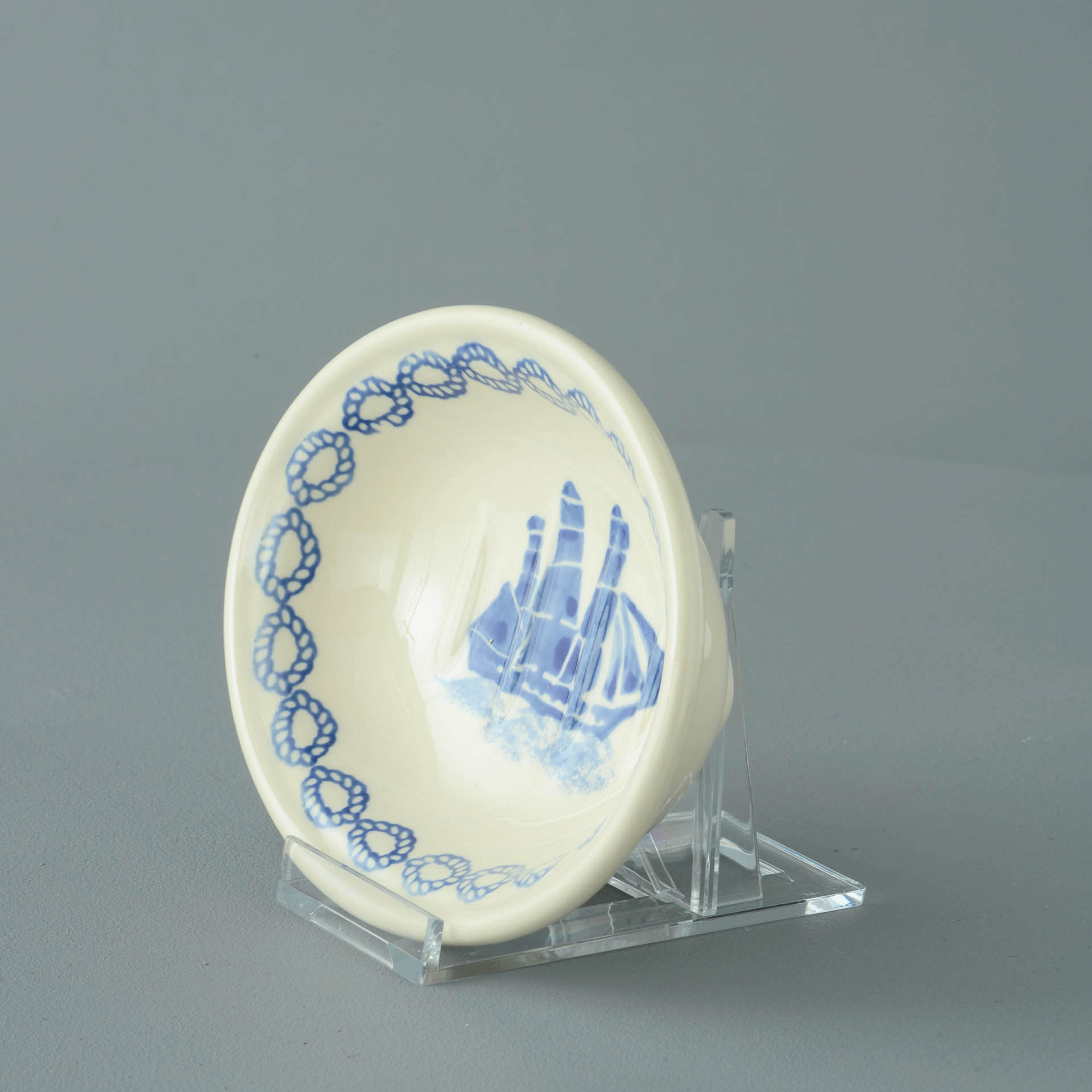 Ship - Square Rig Soap dish oval