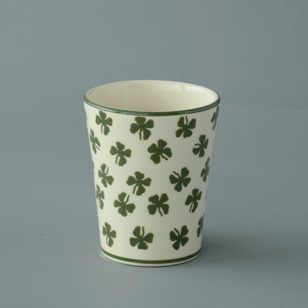 Four leaf clover Bathroom Beaker