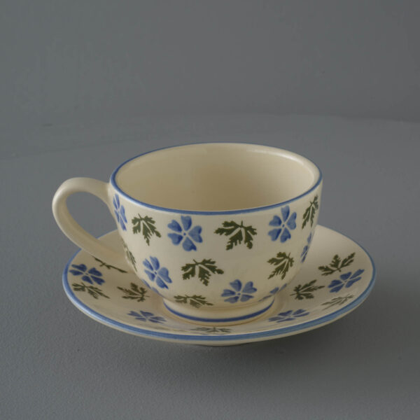 Geranium Cup & Saucer - Breakfast Size