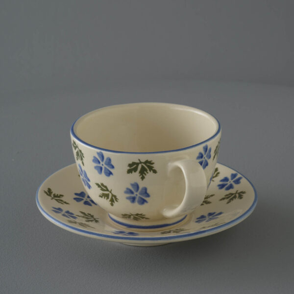Geranium Cup & Saucer - Breakfast Size