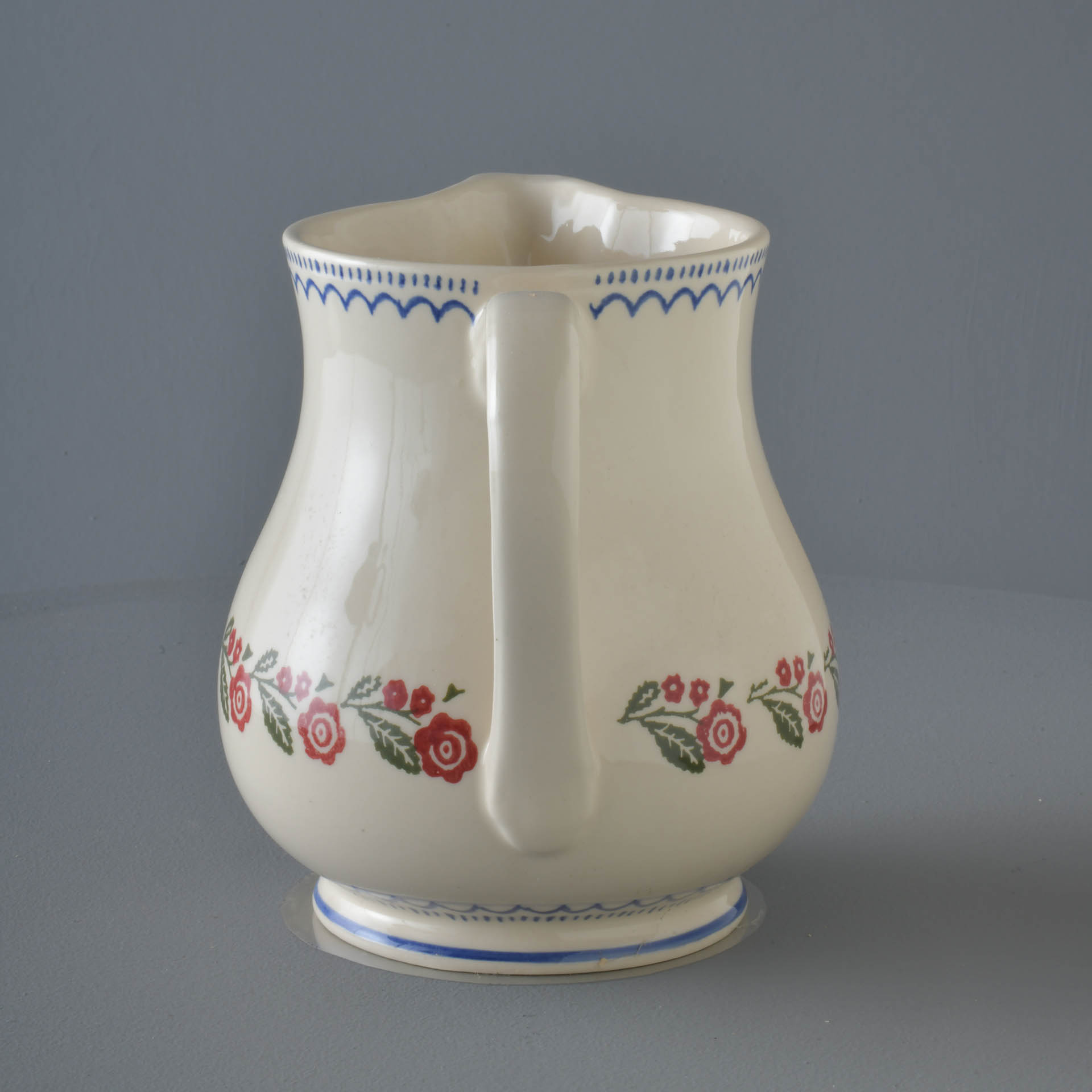 Creeping Briar Jug - Serving
