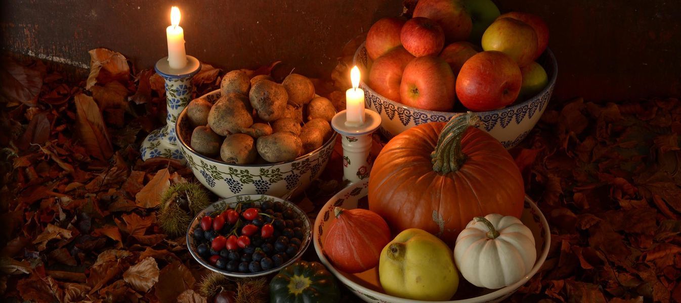 Autumn Abundance Pumpkins Scattered Rose Lacey Blue