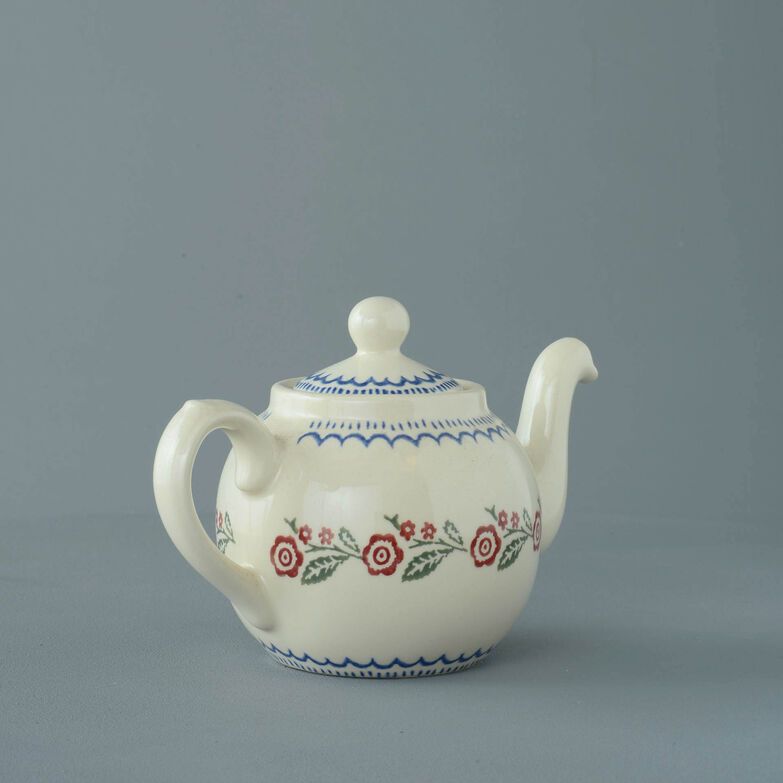 Teapot 2 Cup Creeping Briar